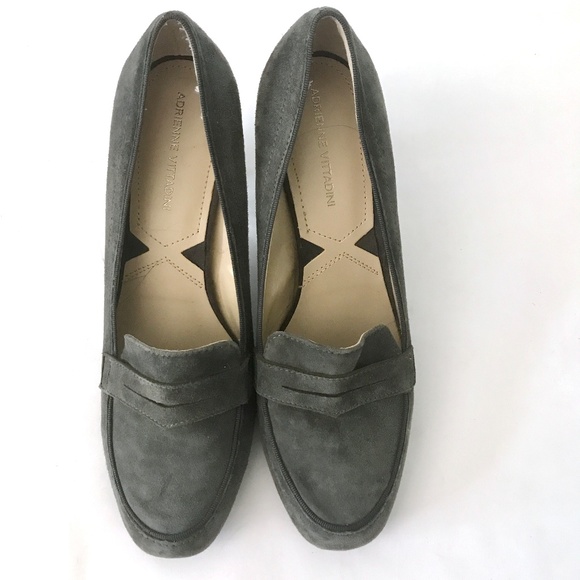 Adrienne Vittadini Pezant Grey Suede Heeled Loafer Style Pumps NWOT - Picture 6 of 13